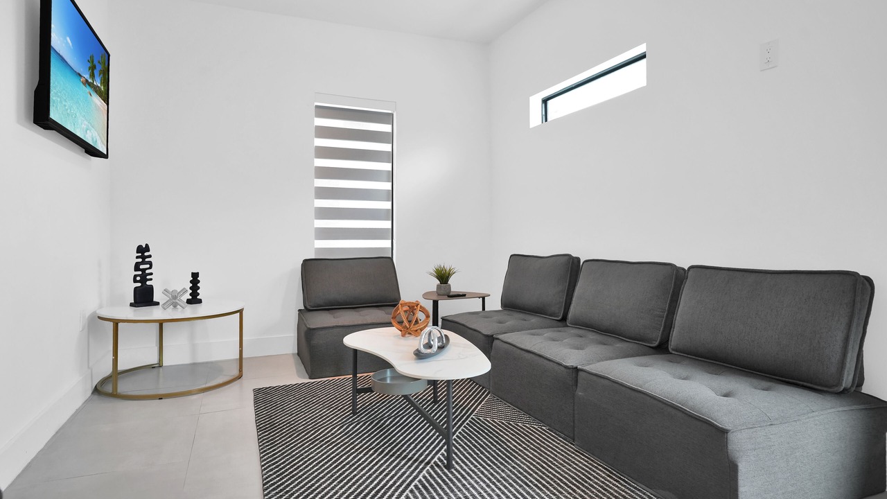 Photo of Livingroom in East Little Havana