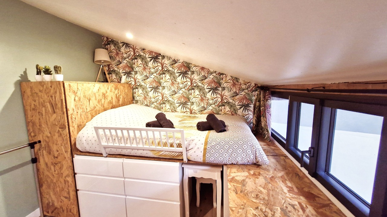 Photo of Bedroom in Clichy
