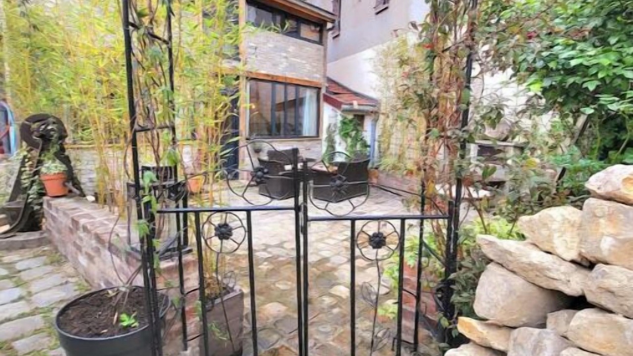 Photo of Patio Balcony in Clichy