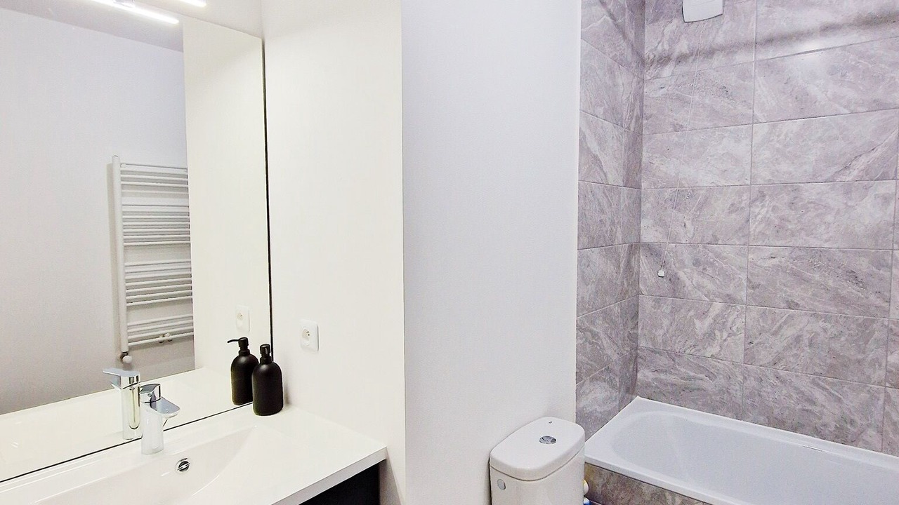 Photo of Bathroom in Ivry-port