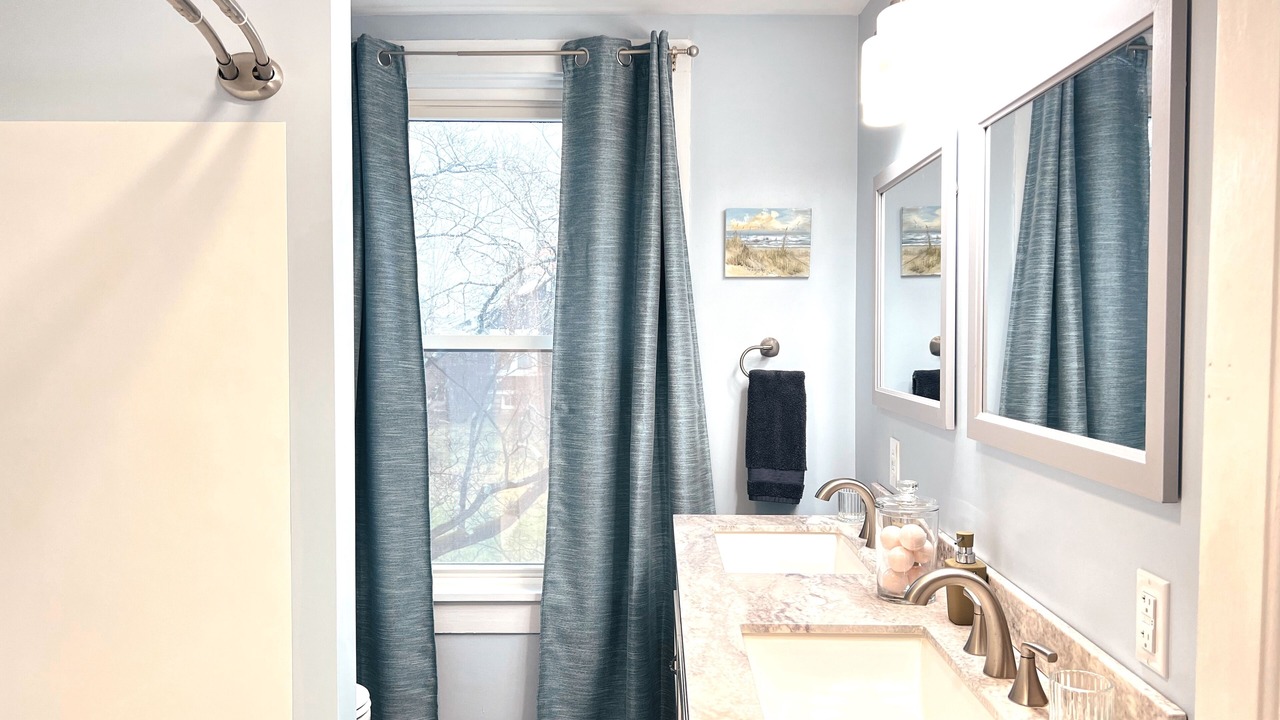 Photo of Bathroom in Howard