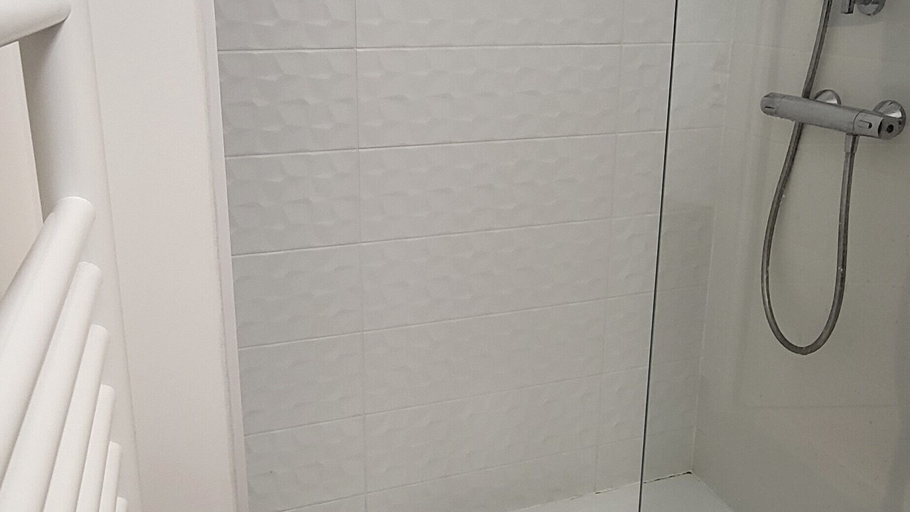 Photo of Bathroom in Gennevilliers
