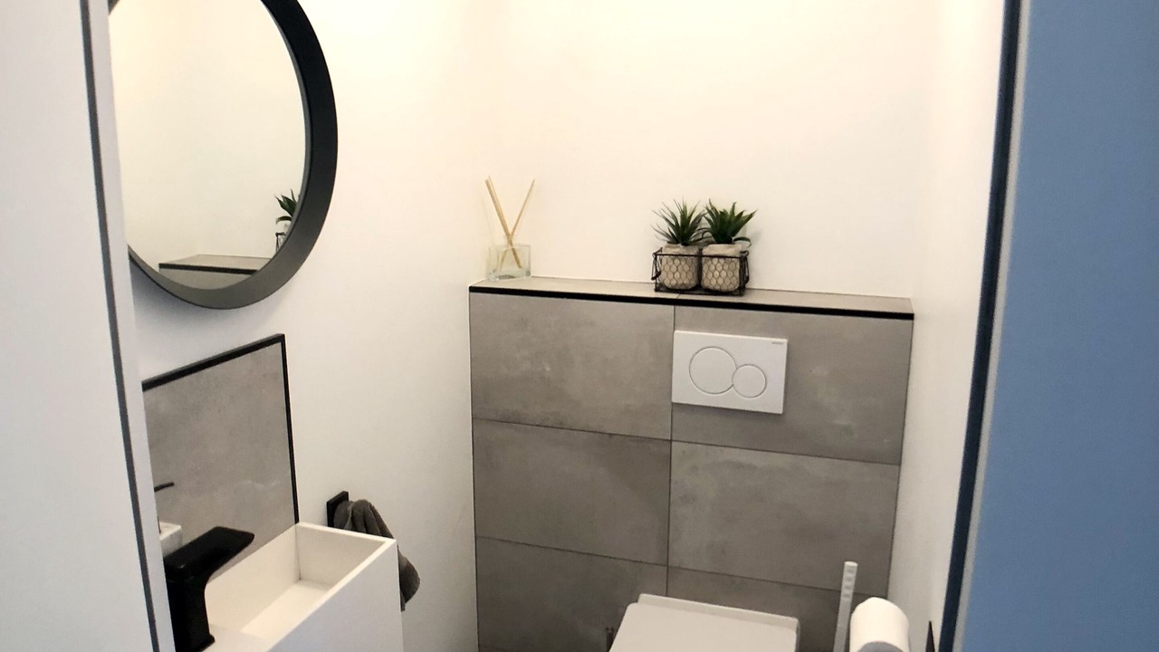 Photo of Bathroom in Suresnes