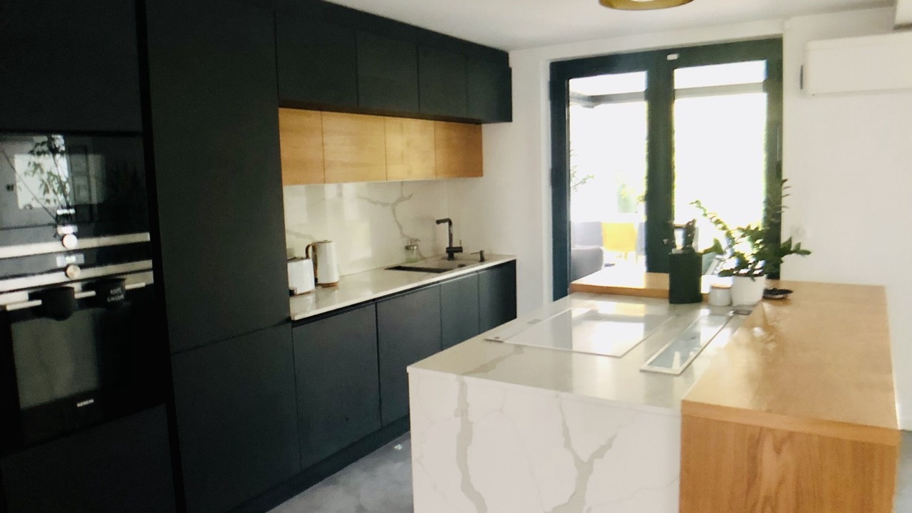 Photo of Kitchen in Suresnes