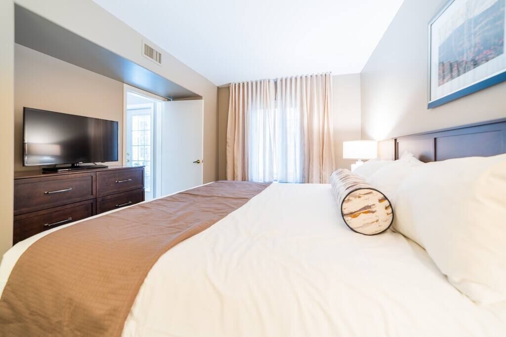Photo of Bedroom in Oro-Medonte