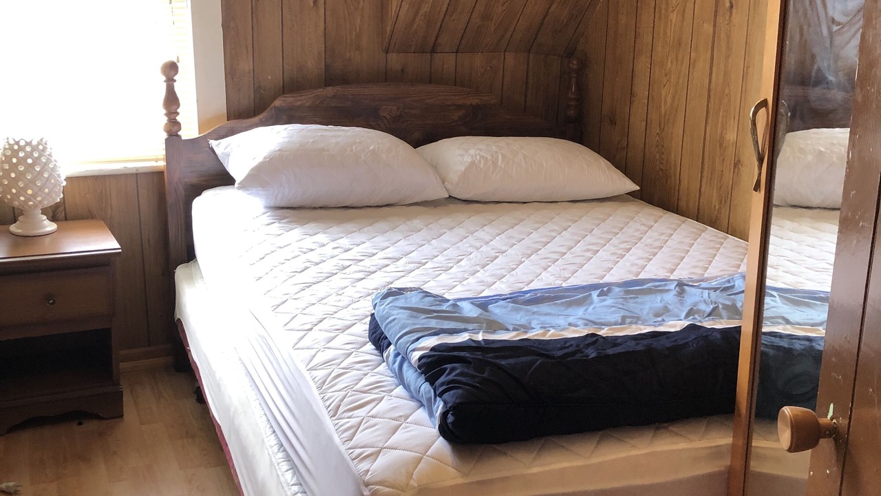 Photo of Bedroom in Coboconk