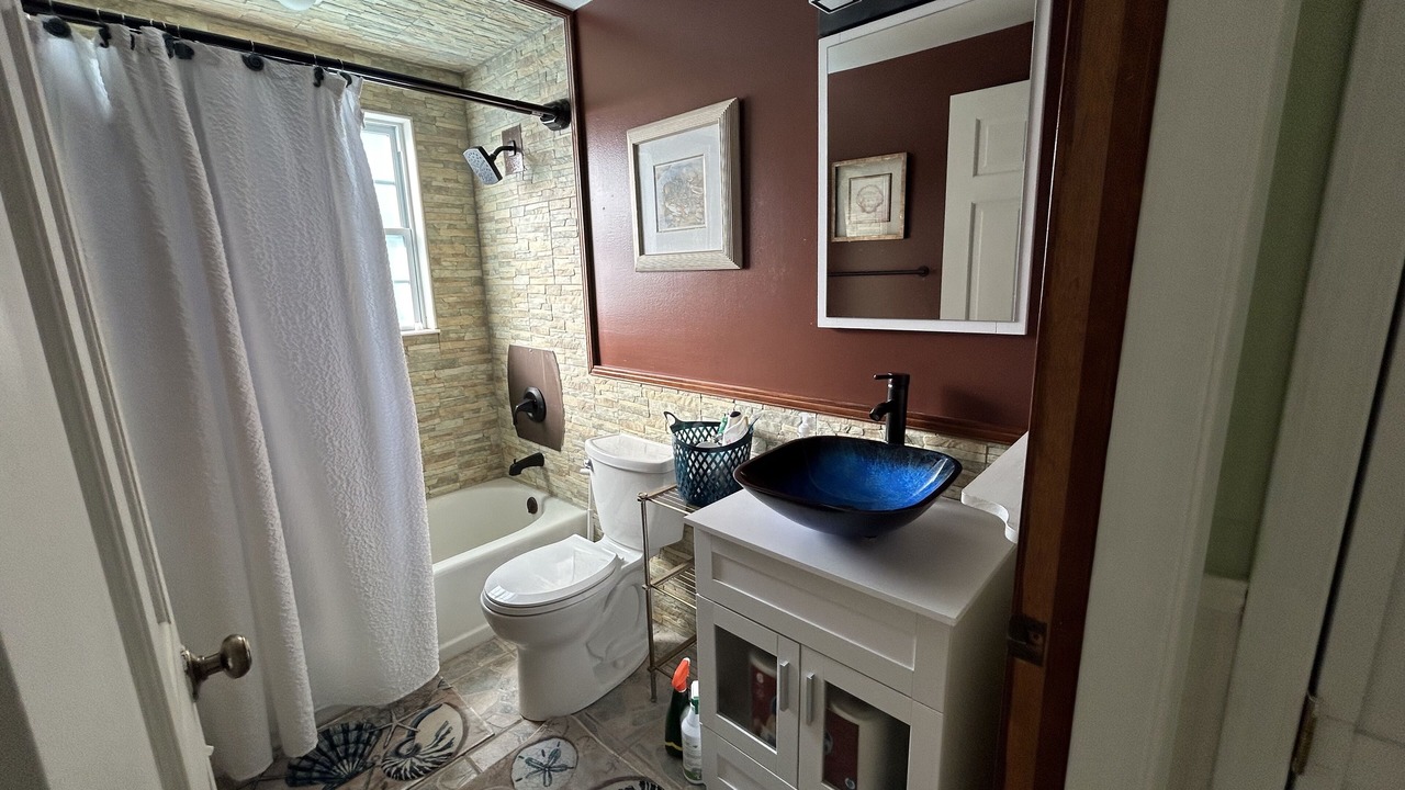 Photo of Bathroom in Bokeelia