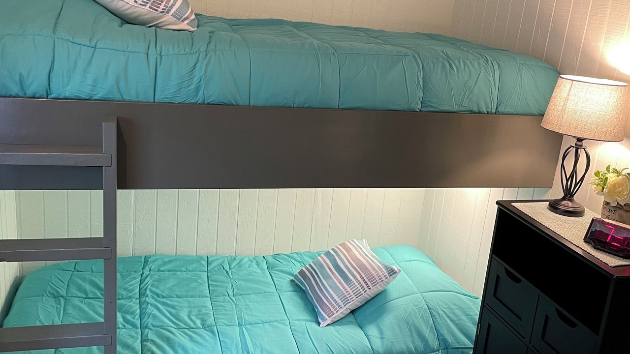 Photo of Bedroom in Central City