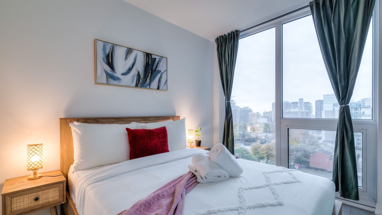 Photo of Bedroom in Garden District
