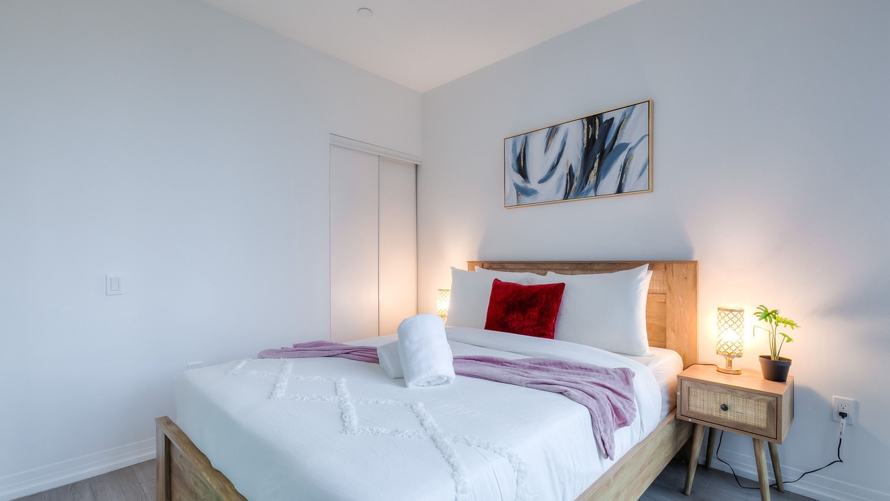 Photo of Bedroom in Garden District