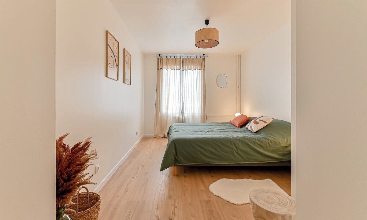 Photo of Bedroom in Bagnolet
