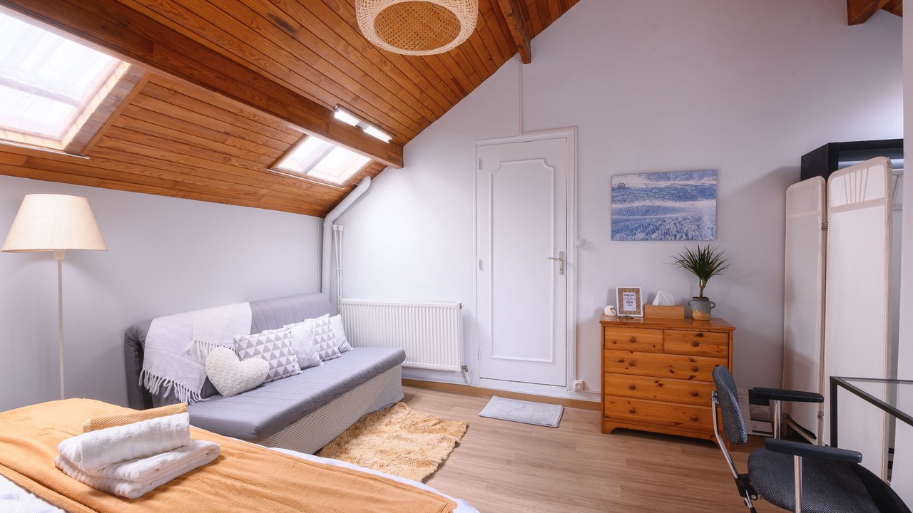 Photo of Bedroom in Romainville