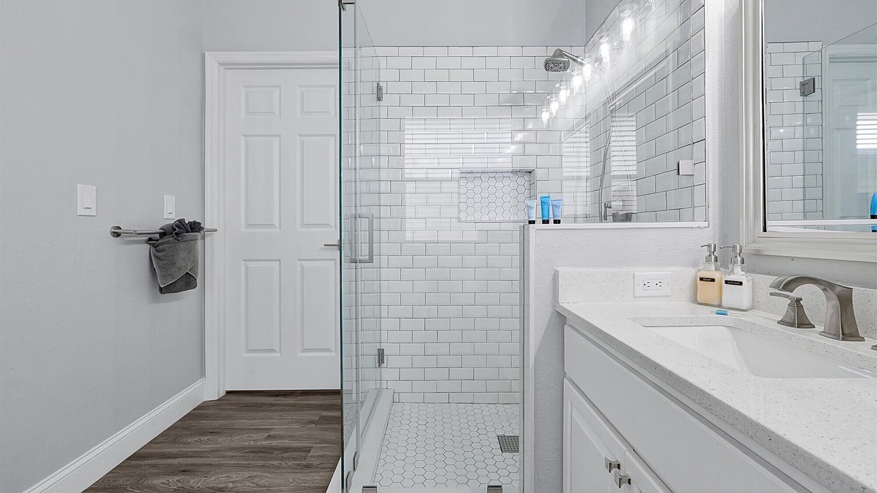 Photo of Bathroom in Sunset Lakes