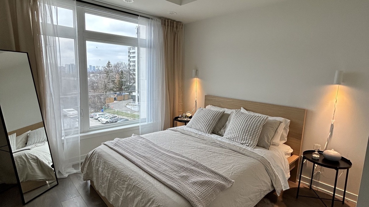 Photo of Bedroom in Brookhaven - Amesbury