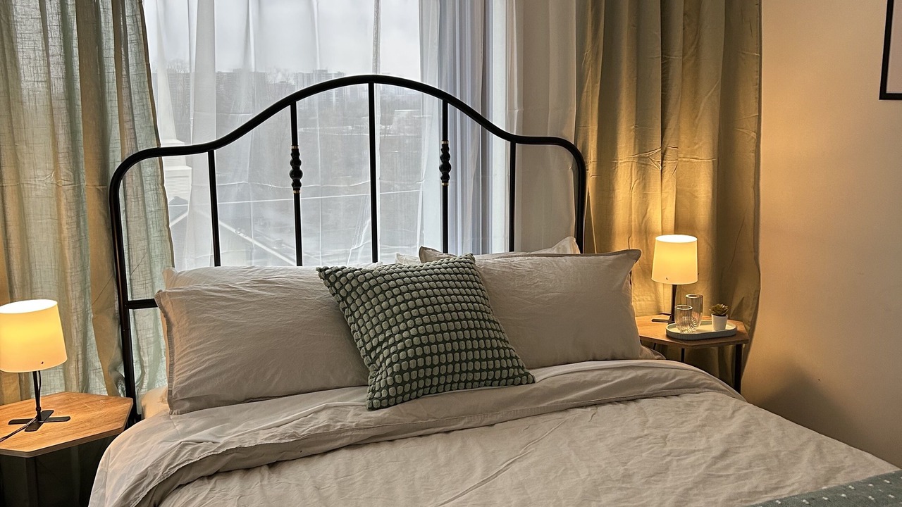 Photo of Bedroom in Brookhaven - Amesbury