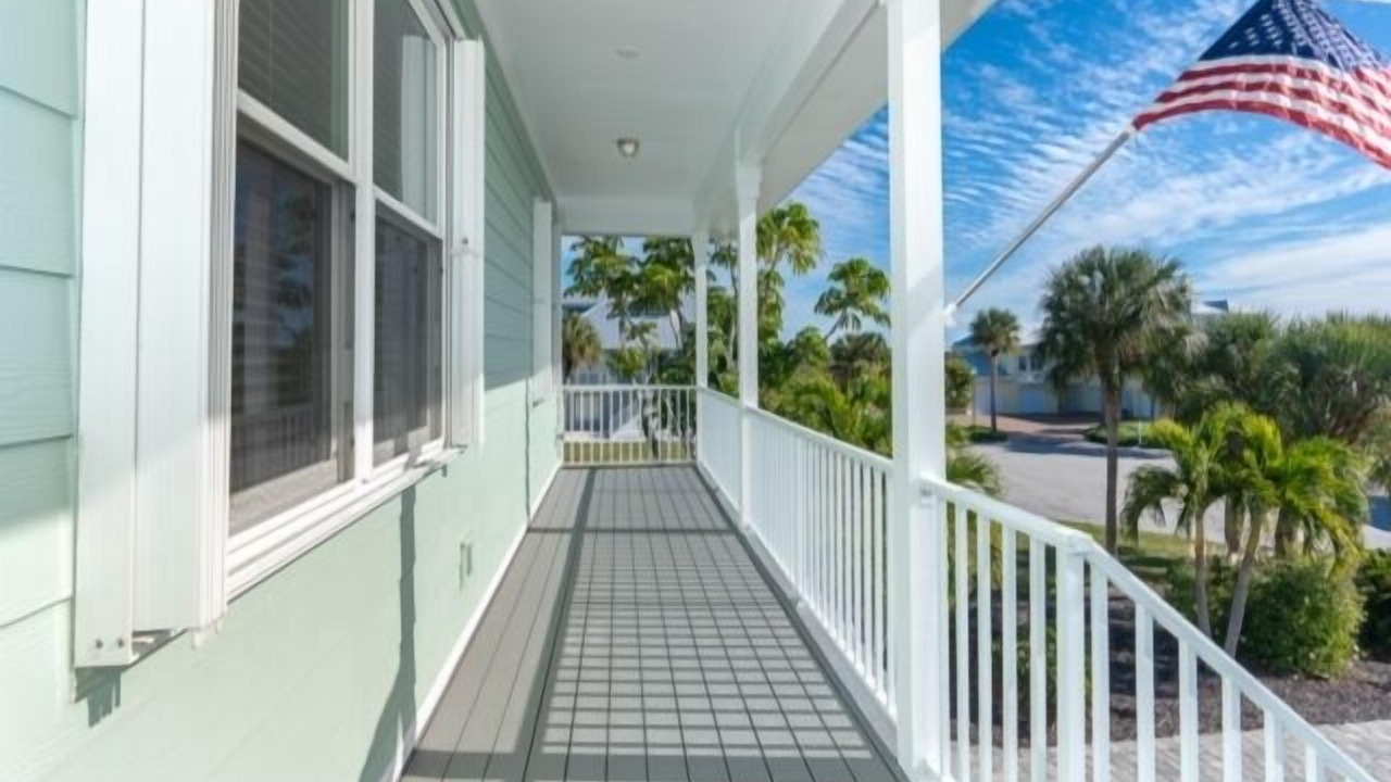 Photo of Patio Balcony in Cape Haze