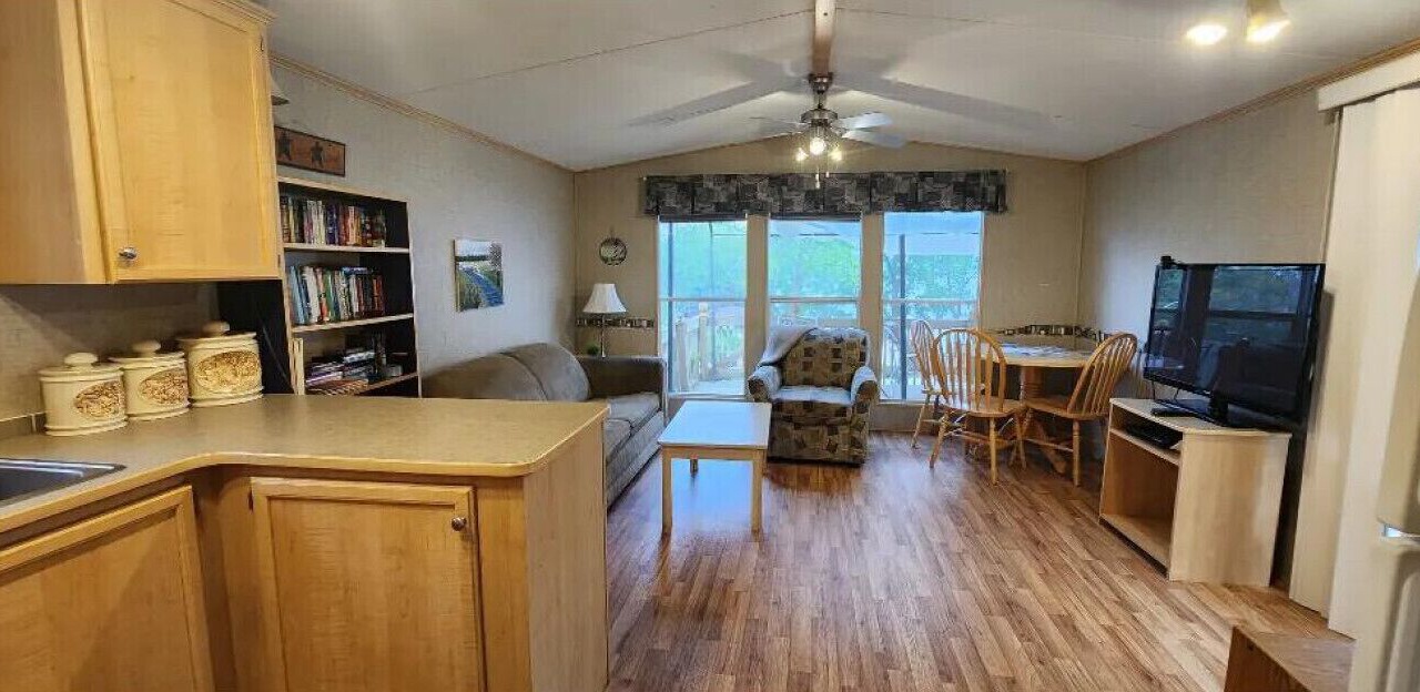Photo of Livingroom in Picton