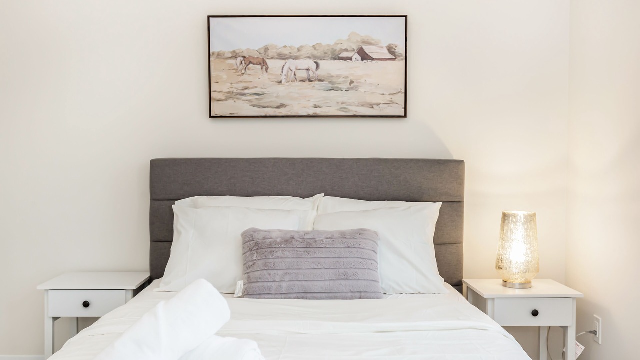 Photo of Bedroom in Oakville