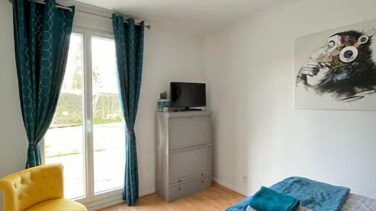 Photo of Bedroom in Croissy-Beaubourg