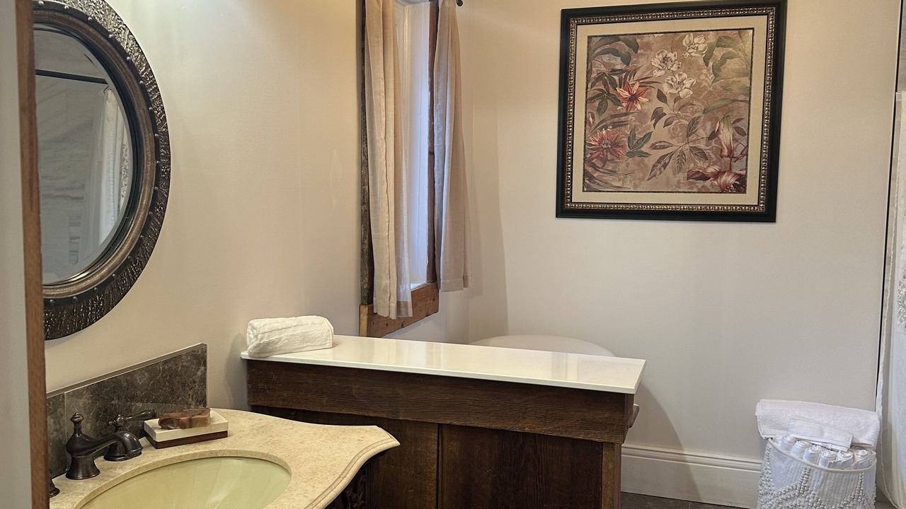 Photo of Bathroom in Oro-Medonte