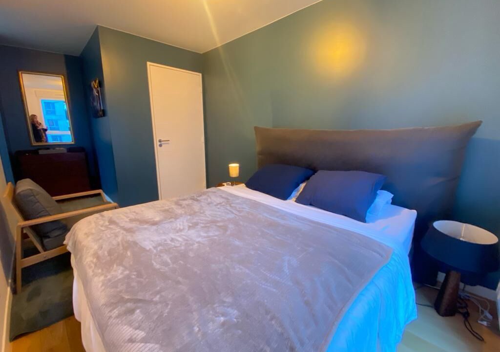 Photo of Bedroom in Clichy