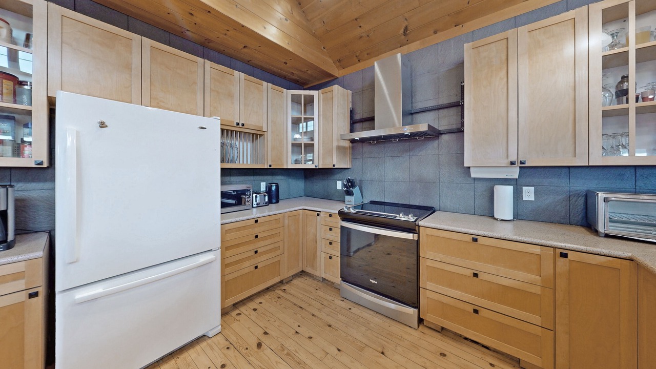 Photo of Kitchen in McKellar
