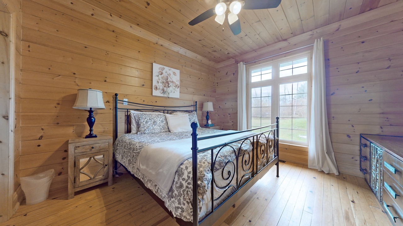 Photo of Bedroom in McKellar