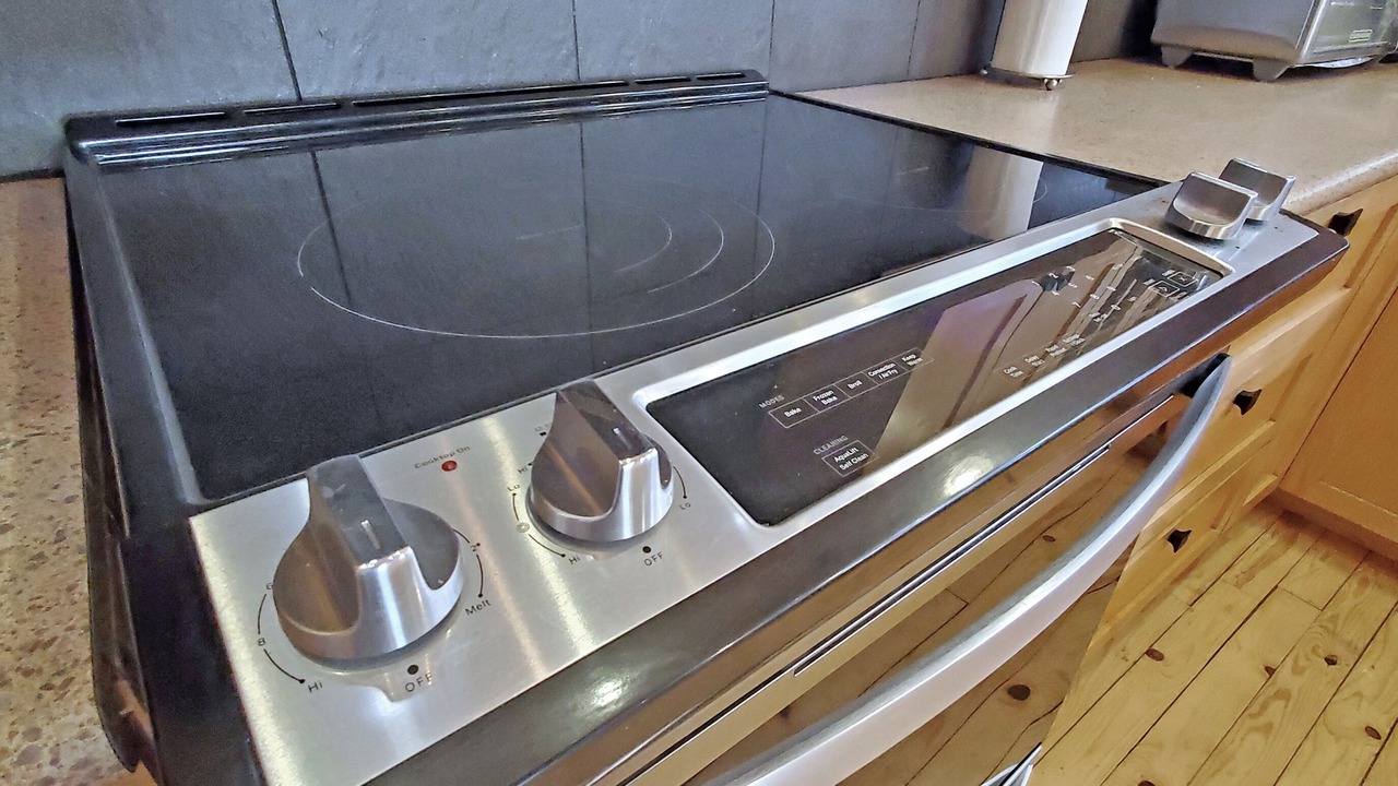 Photo of Kitchen in McKellar