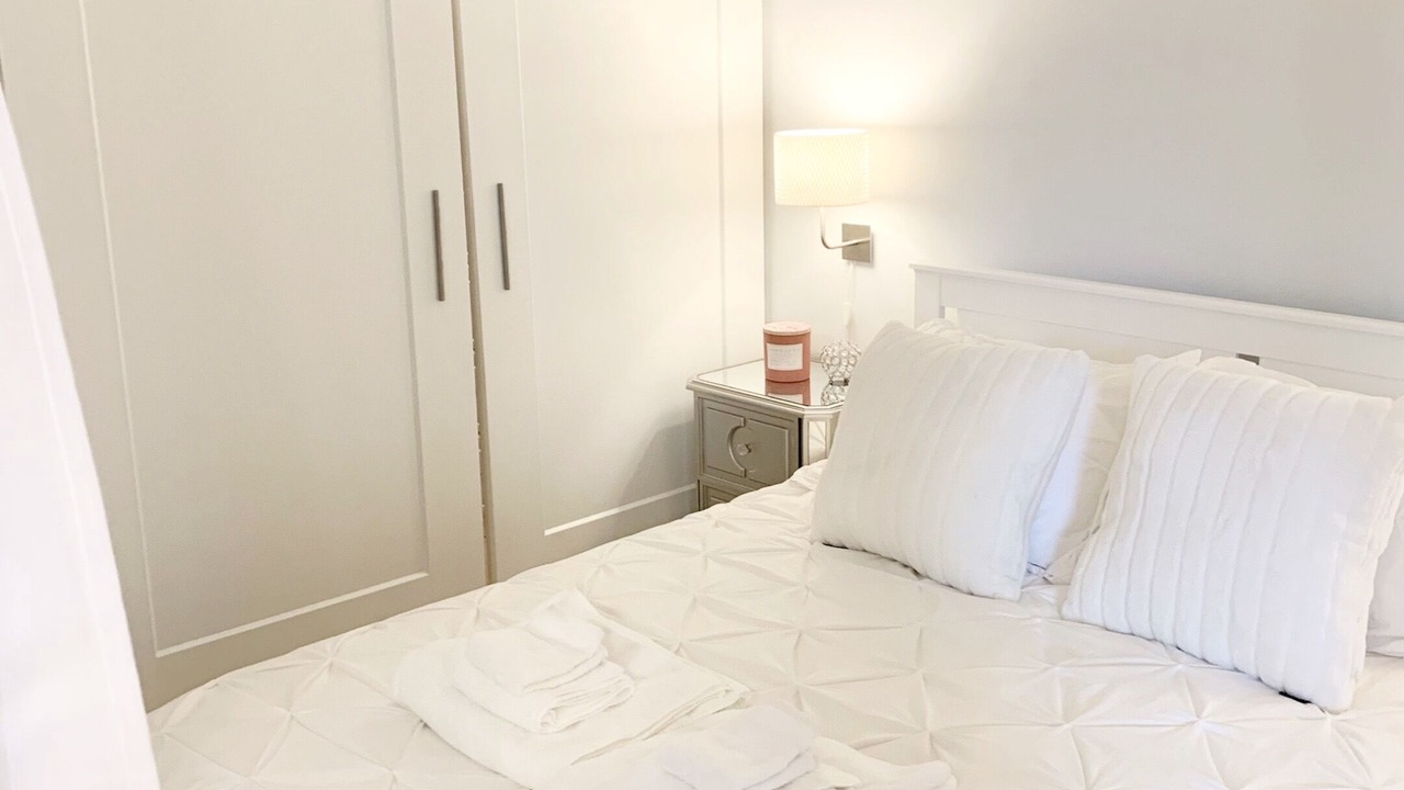 Photo of Bedroom in Bathurst Quay