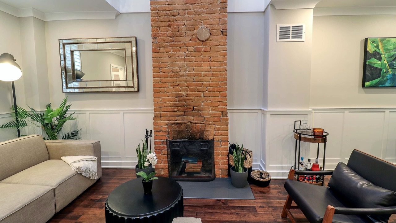 Photo of Bedroom in Cabbagetown South