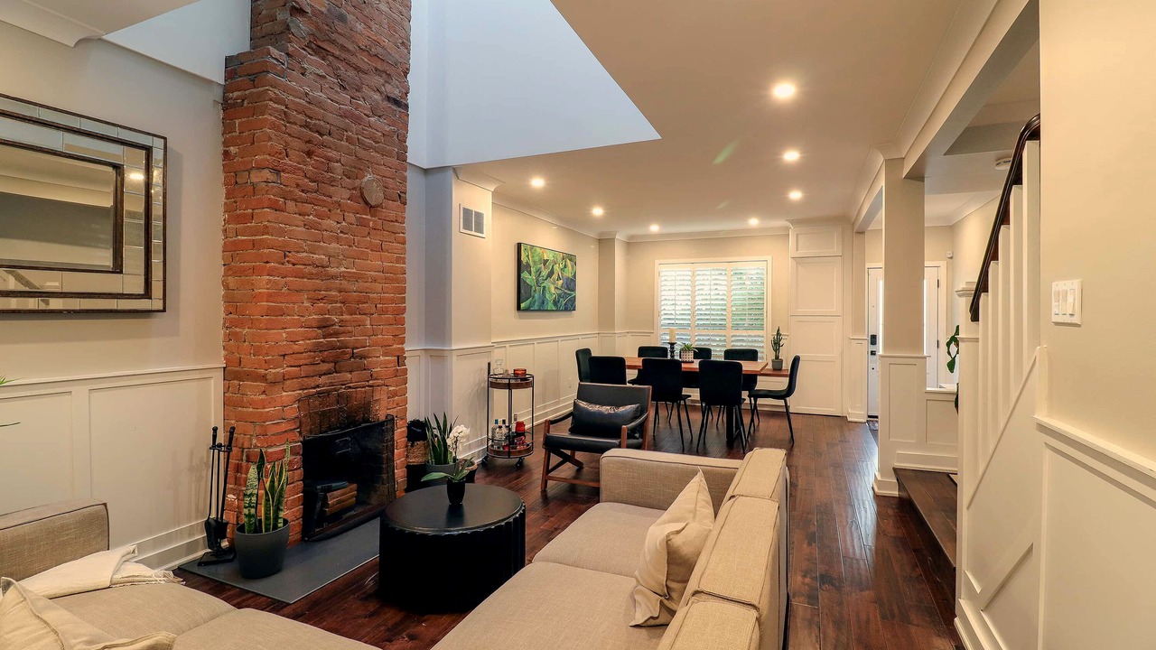 Photo of Bedroom in Cabbagetown South