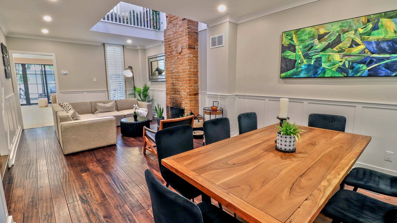 Photo of Bedroom in Cabbagetown South