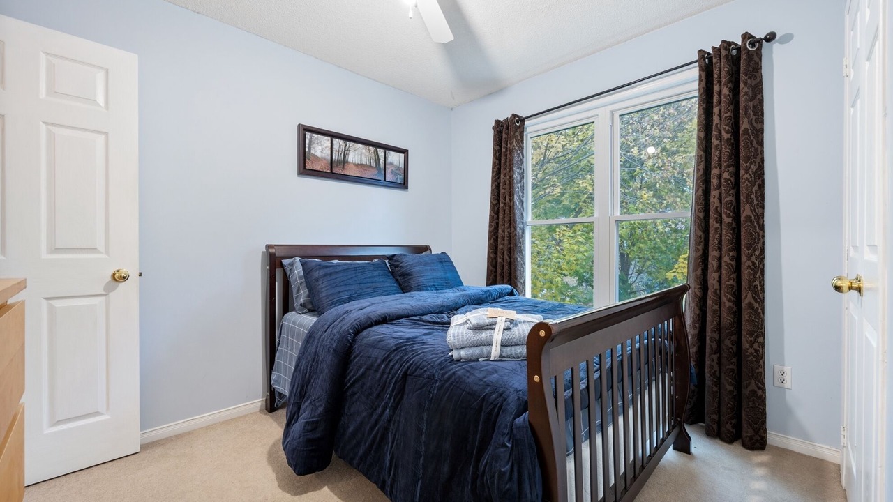 Photo of Bedroom in Aurora