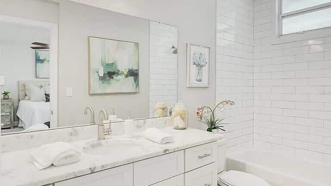 Photo of Bathroom in Dixieland