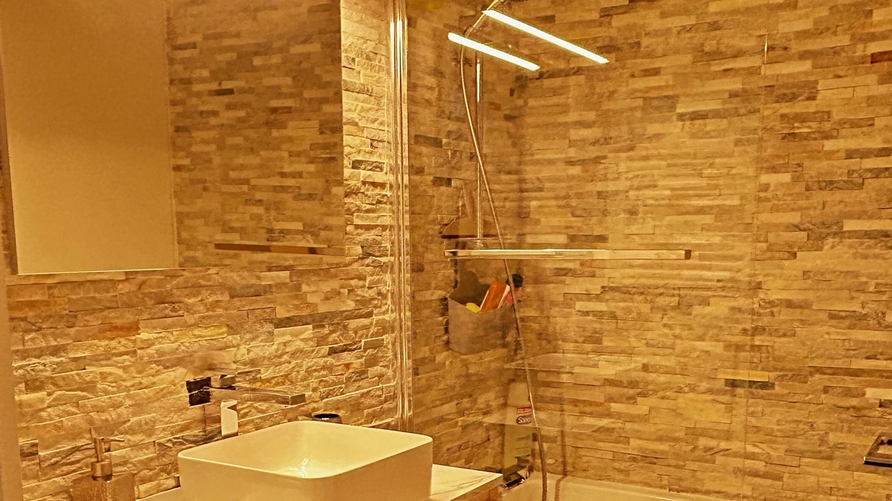 Photo of Bathroom in Porte de la Chapelle