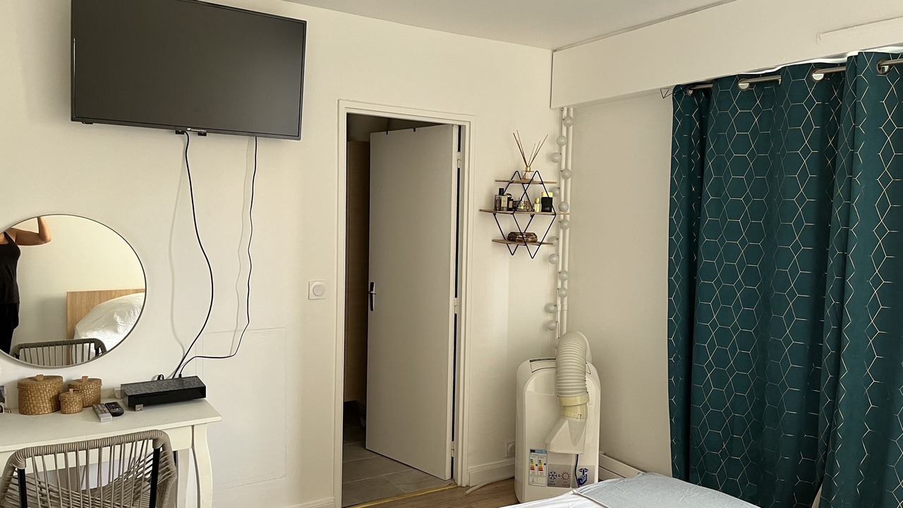 Photo of Bedroom in Porte de la Chapelle