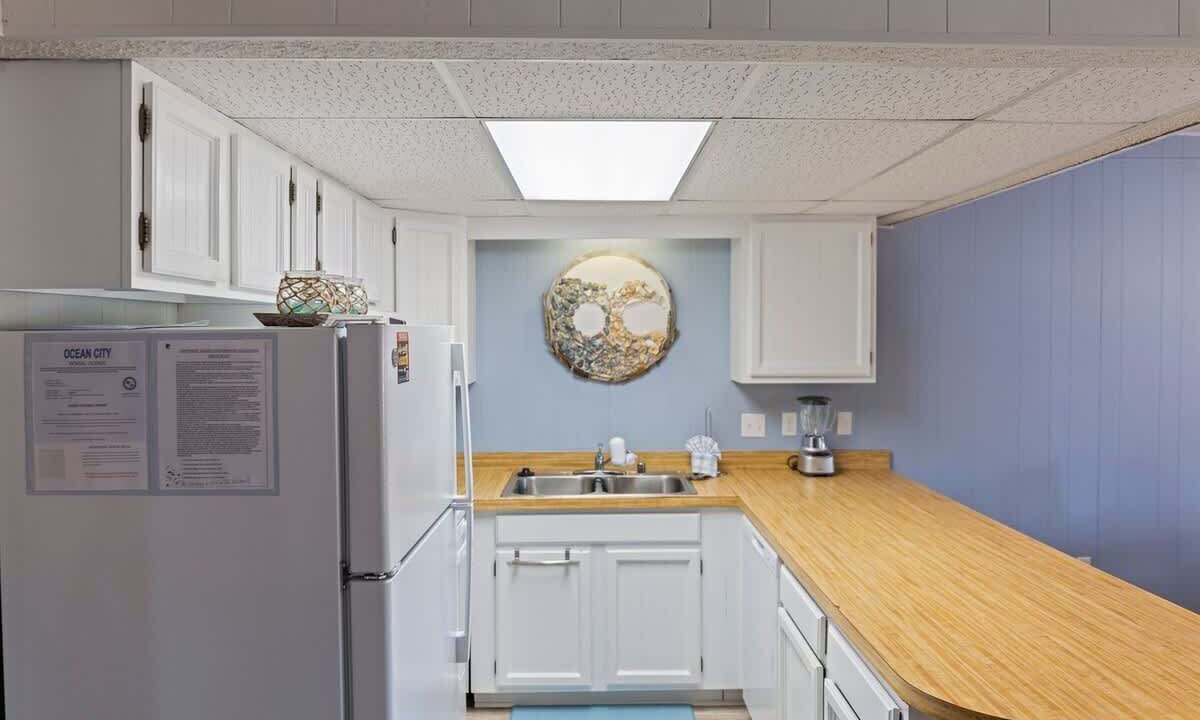 Photo of Kitchen in Caine Woods