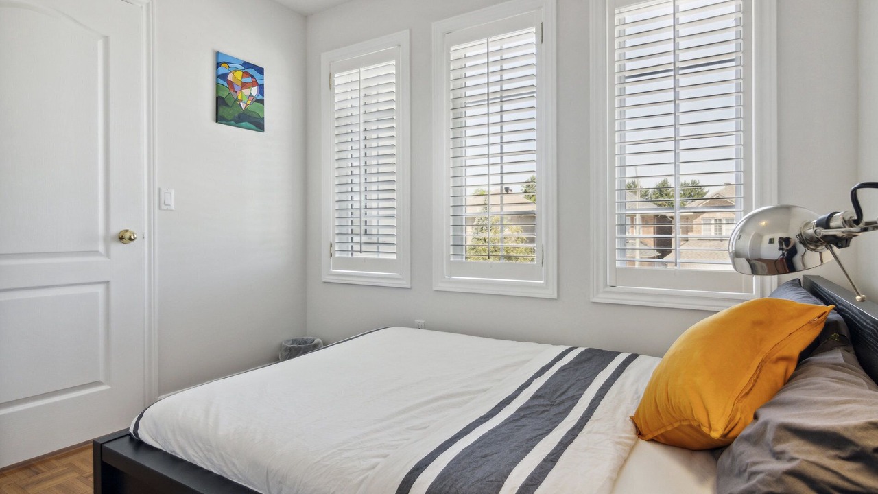 Photo of Bedroom in Richmond Hill