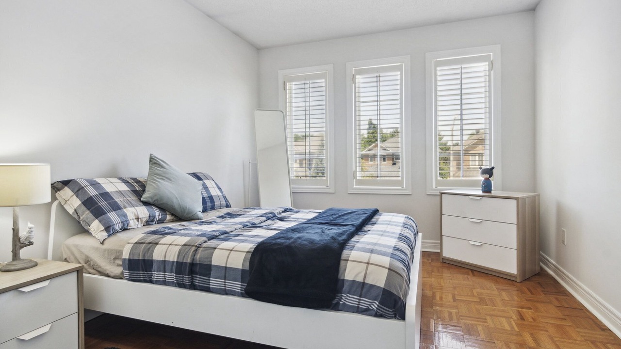 Photo of Bedroom in Richmond Hill