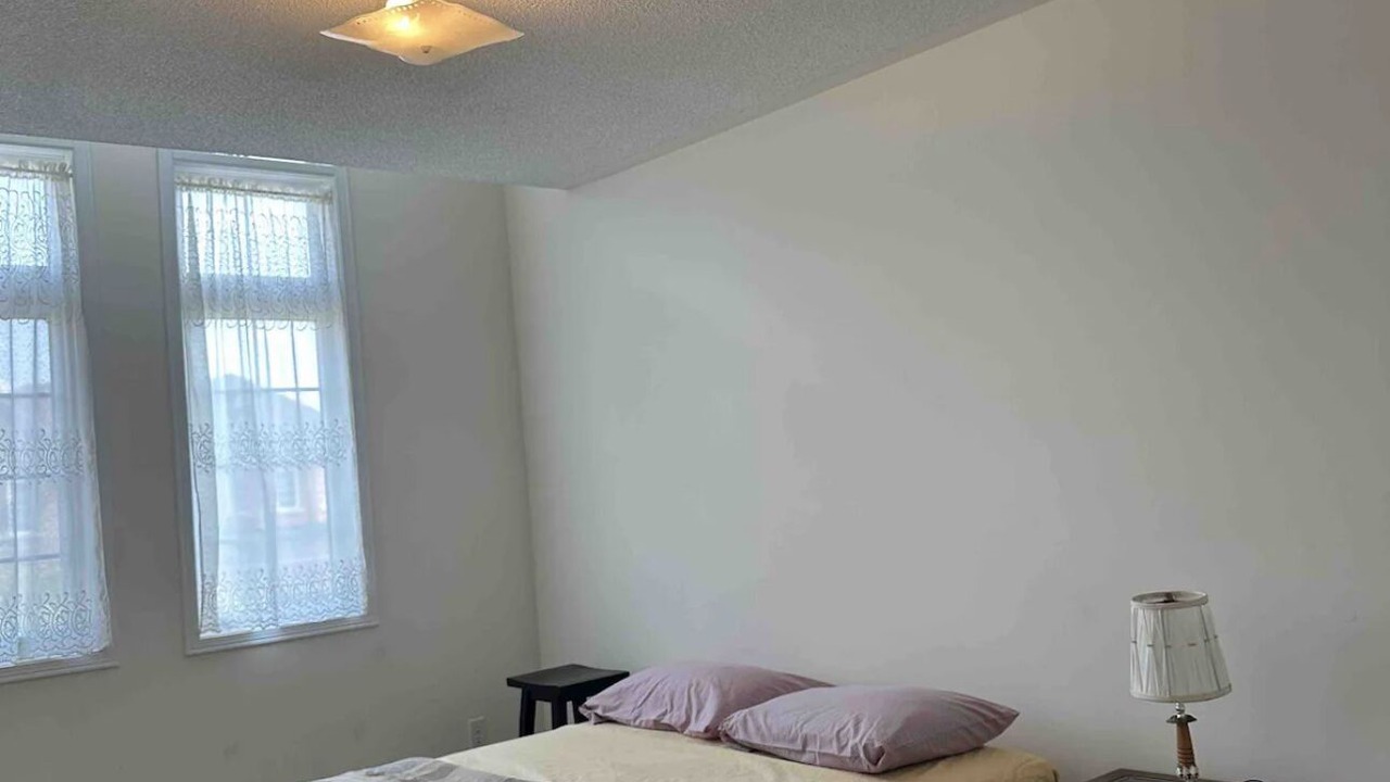 Photo of Bedroom in Richmond Hill