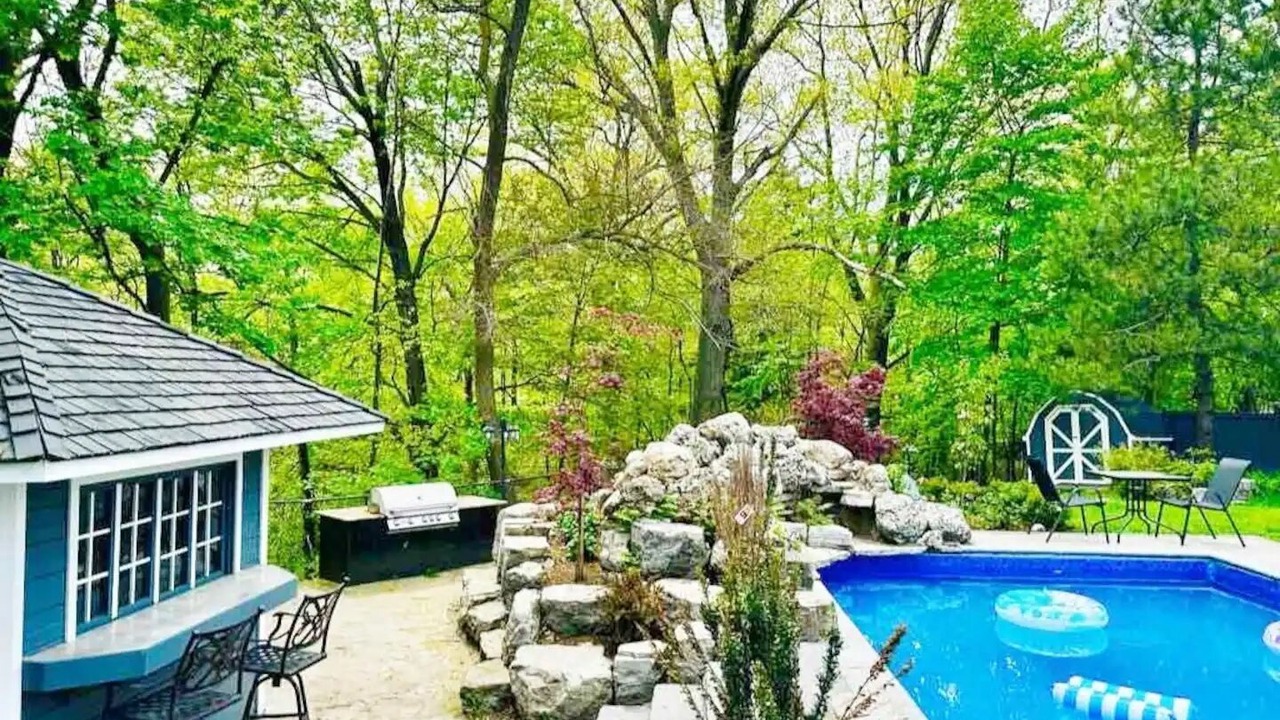 Photo of Outdoor in Clarkson-Lorne Park