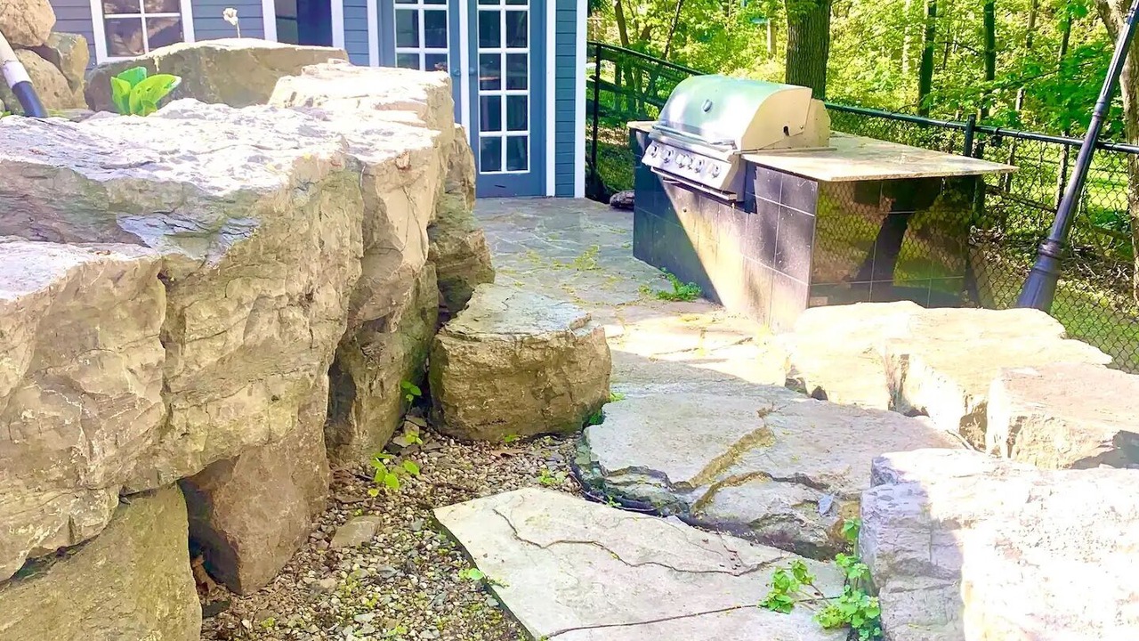 Photo of Patio Balcony in Clarkson-Lorne Park