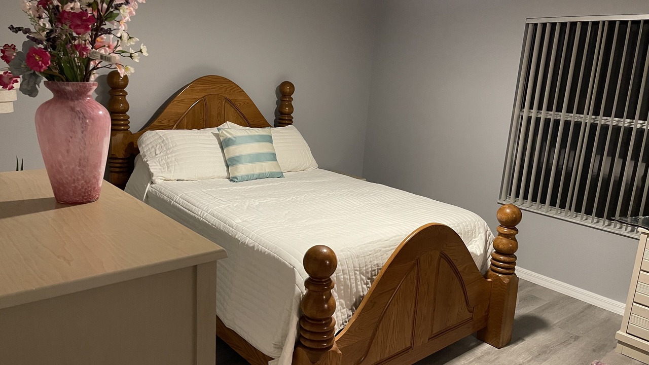 Photo of Bedroom in The Villages