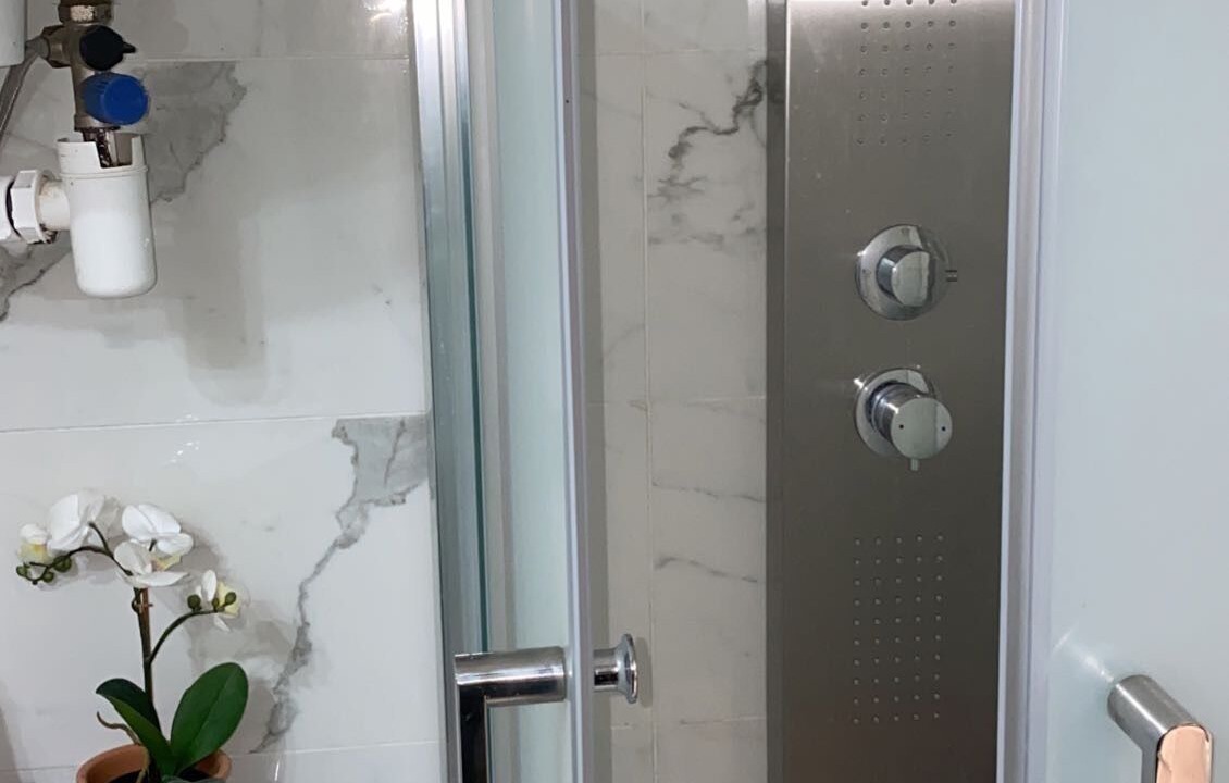 Photo of Bathroom in Parc-de-Montsouris