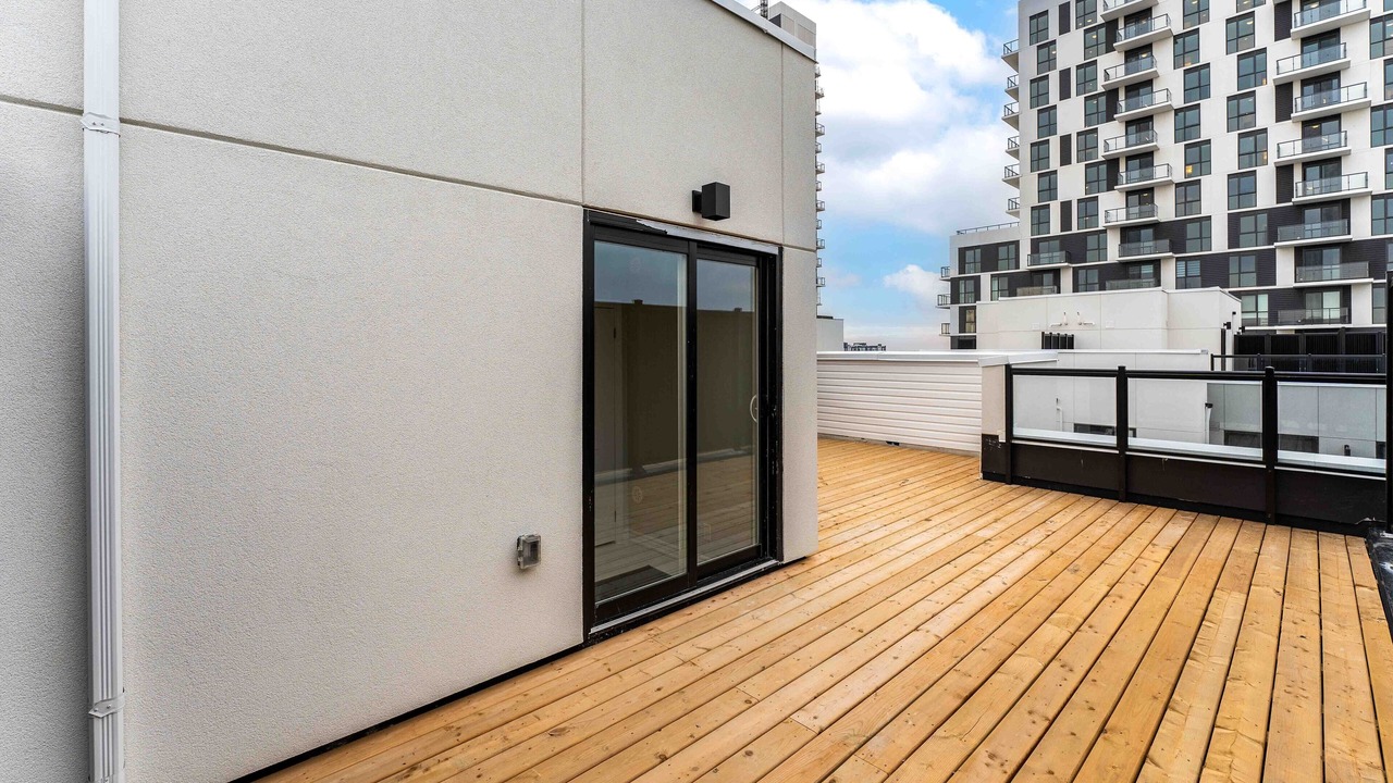 Photo of Patio Balcony in Oakville