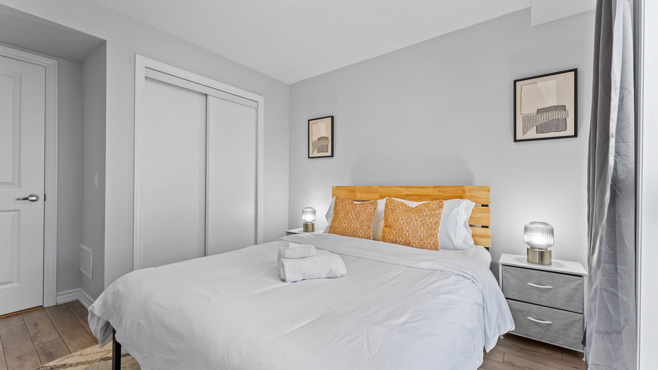 Photo of Bedroom in Oakville