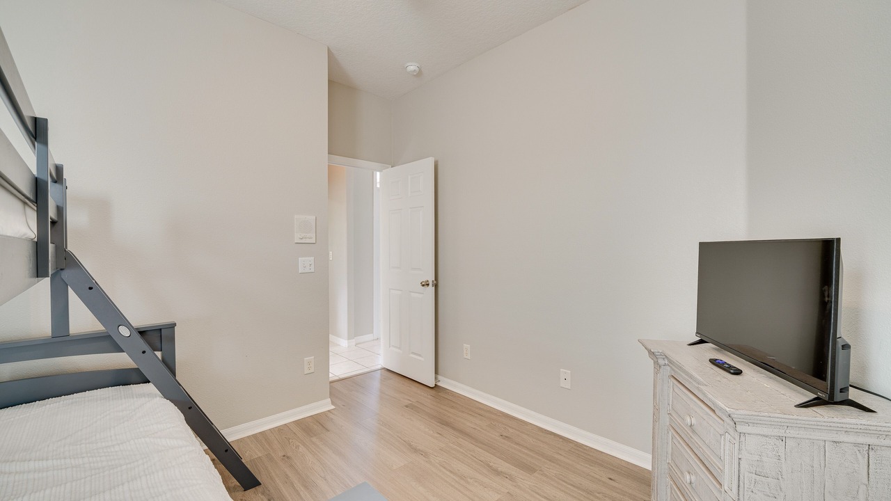 Photo of Bedroom in Tuscan Ridge