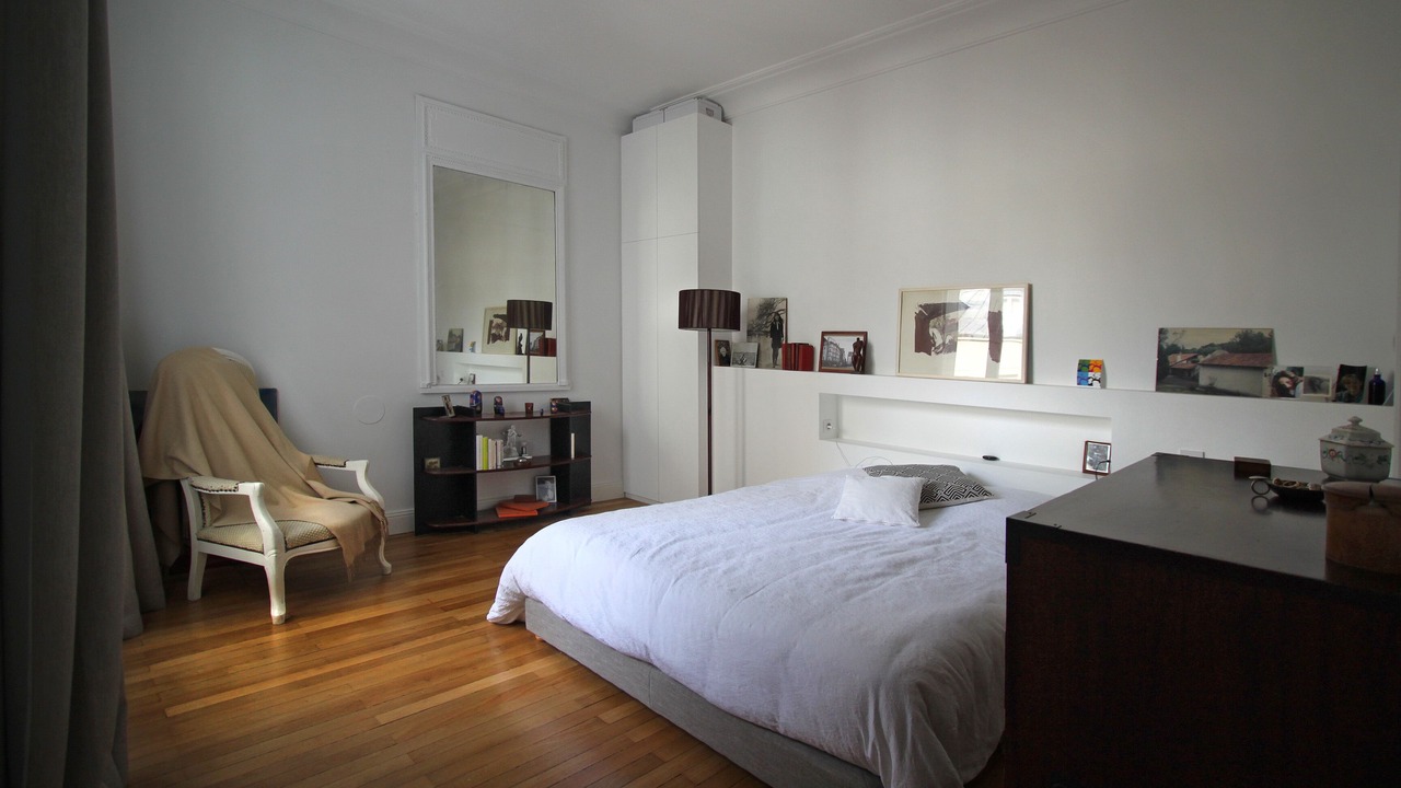 Photo of Bedroom in Val-de-Grace