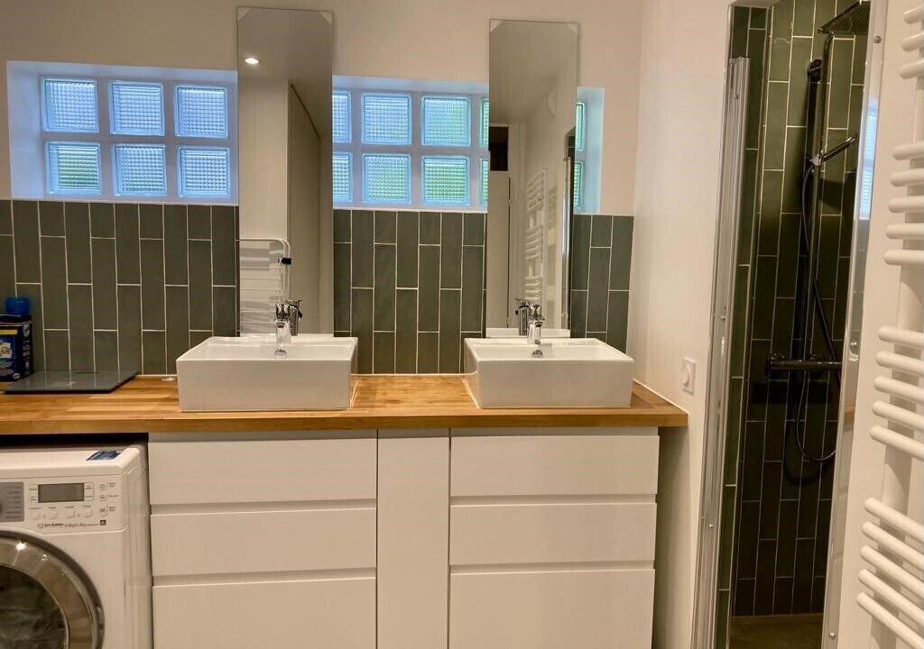 Photo of Bathroom in Issy-les-Moulineaux