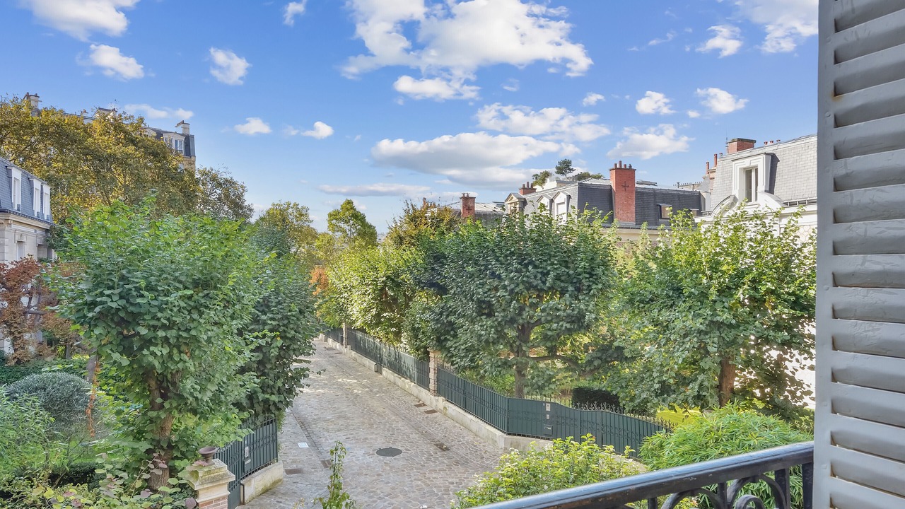Photo of Outdoor in Auteuil